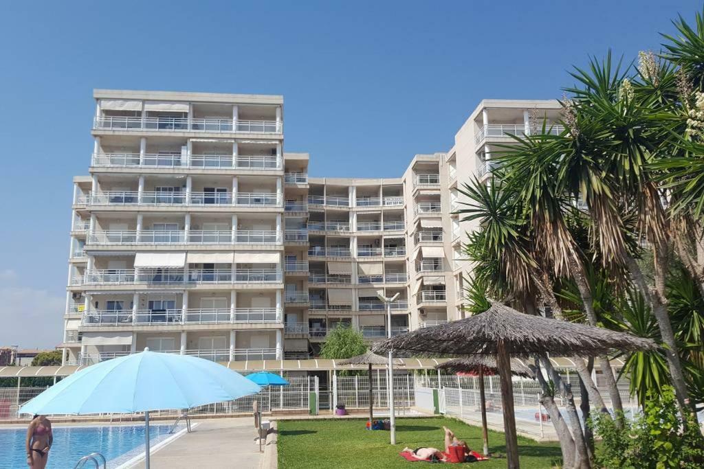 Апартаменты Vacaciones Canet Playa Канет-де-Беренгер Экстерьер фото